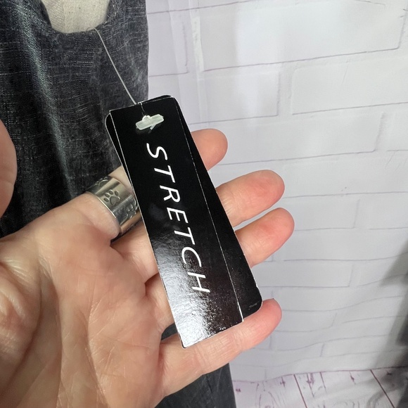 NWT🤩 |•AGB•| Grey Crisscross Top Dress Size 6 - Picture 5 of 8